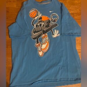 Youth boys Nike tee XL